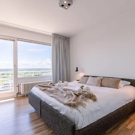 Apartment Excellent Southern Furnished With Beautiful Sea View Nieuwpoort