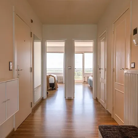 Apartment Excellent Southern Furnished With Beautiful Sea View *